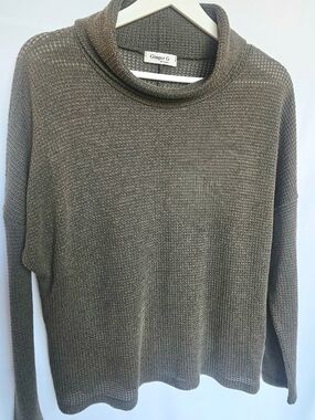 Ginger G Olive Green Lightweight Turtleneck Sweater